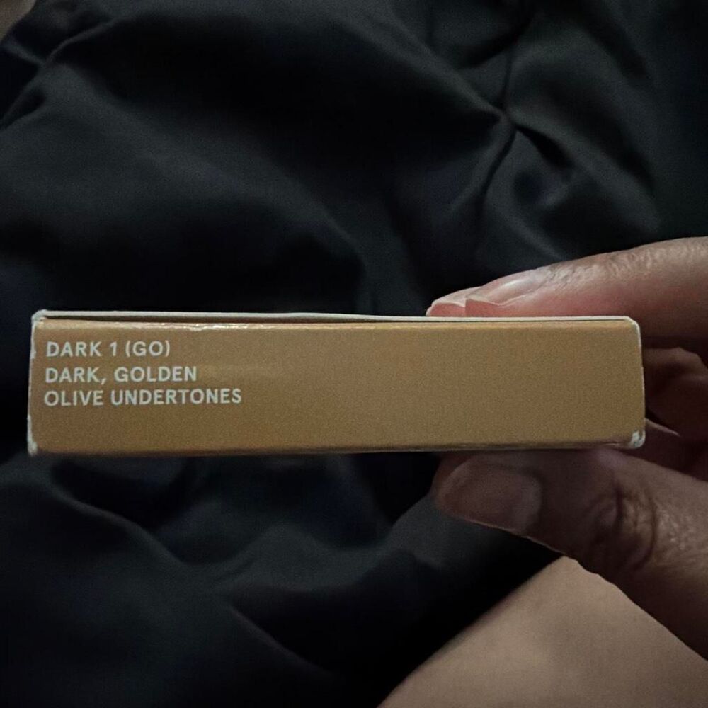 One Size Turn up the Base foundation powder
